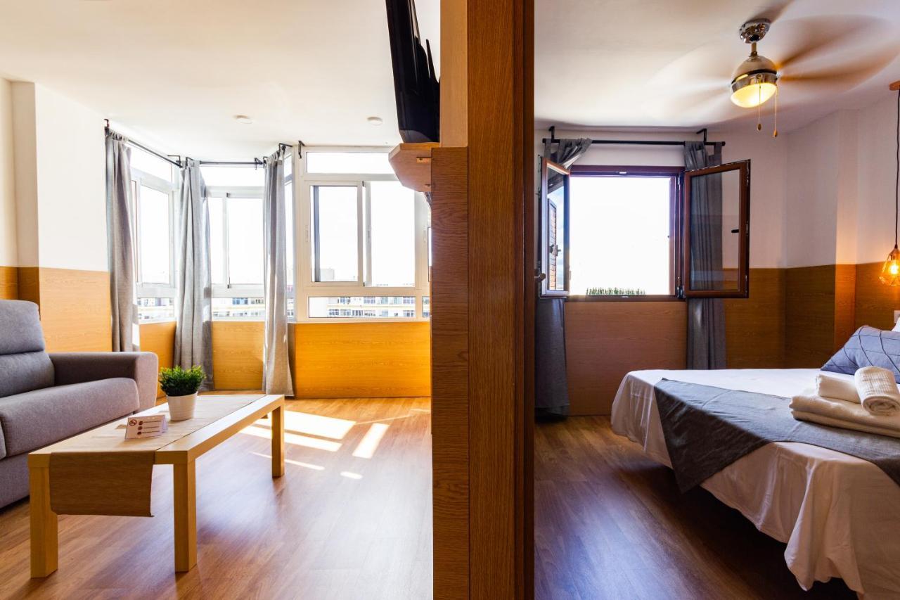 Coral Friendly Holiday Home ปลายา เดล อิงเกลส ภายนอก รูปภาพ